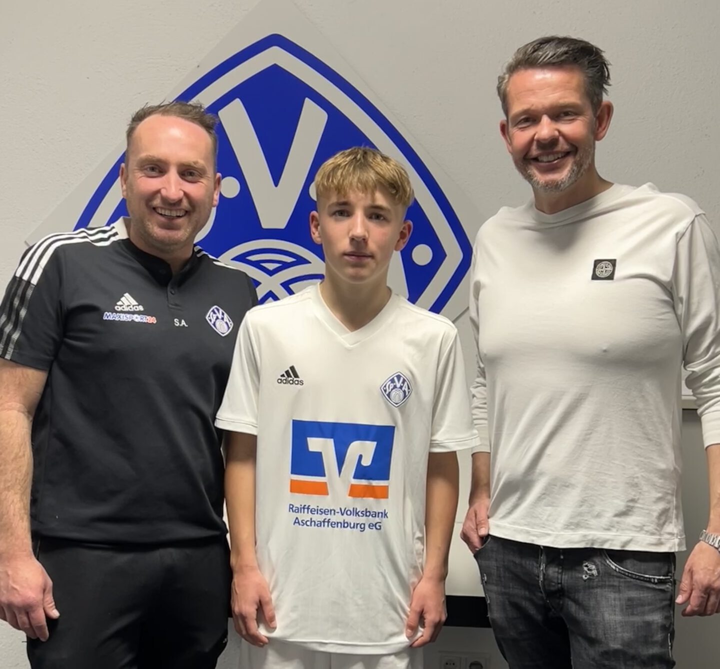 Wechsel von Viktoria Aschaffenburg zu Bayern Mnchen fix! - Viktoria  Aschaffenburg - Regionalliga Bayern
